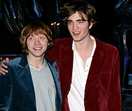 79251_rupert-grint-and-robert-pattinson-at-the-goblet-of-fire-event-nov-2005-london