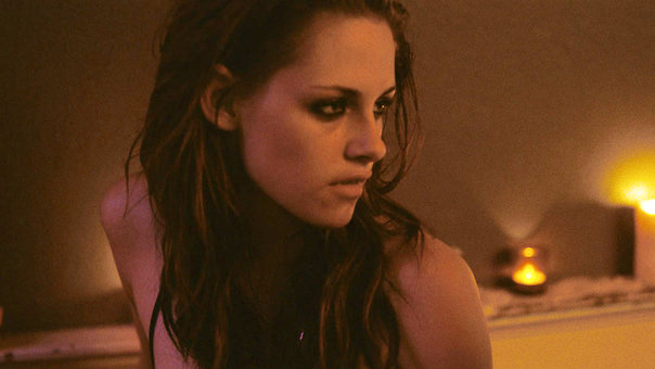 Kristen_Stewart_stripper_Welcome_to_the_Rileys_1