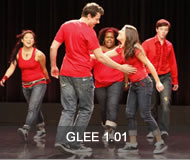 Review_Glee_-_1x01