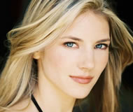 Katheryn_Winnick_peq