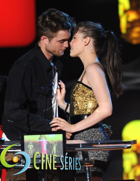 MTV_movie_Awards_Rob_Kristen_bj