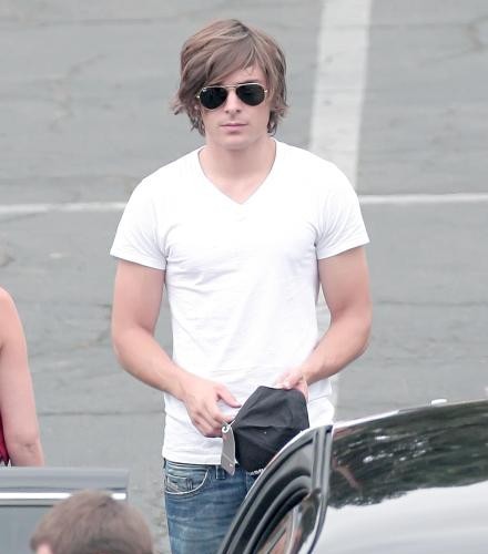 Zac_Efron_Entourage2