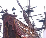 navio-piratas_do_caribe_4-1